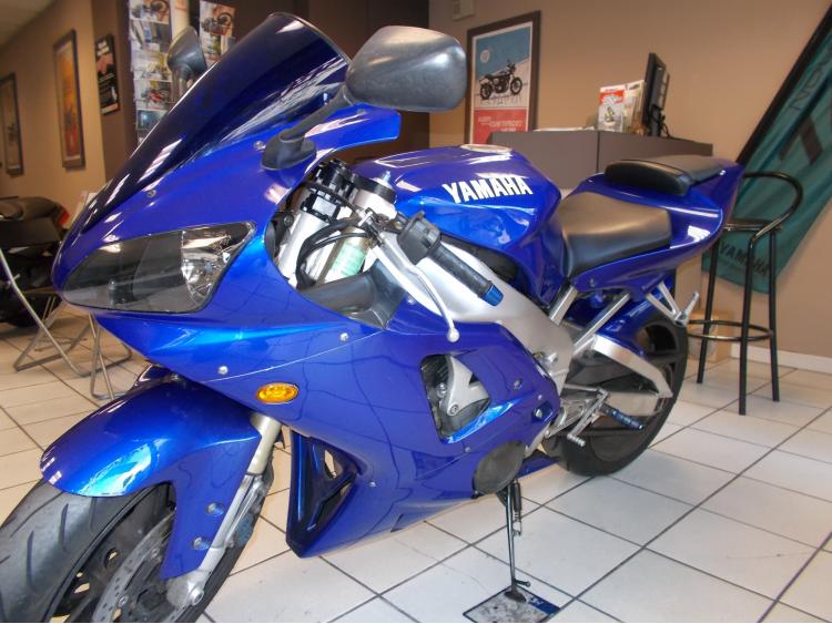 YAMAHA R1 GYTR